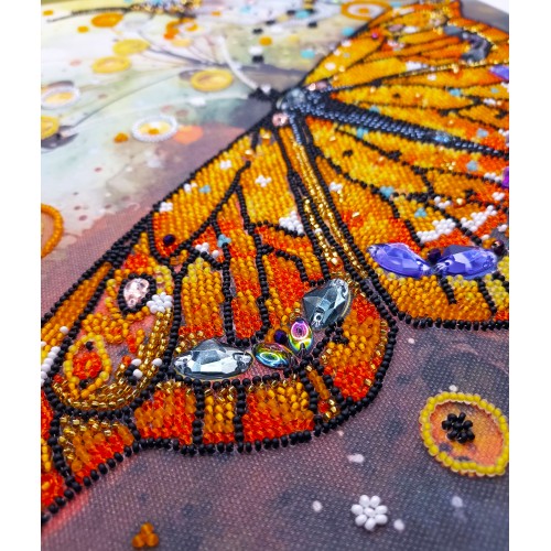 Main Bead Embroidery Kit Amber flight (Deco Scenes)