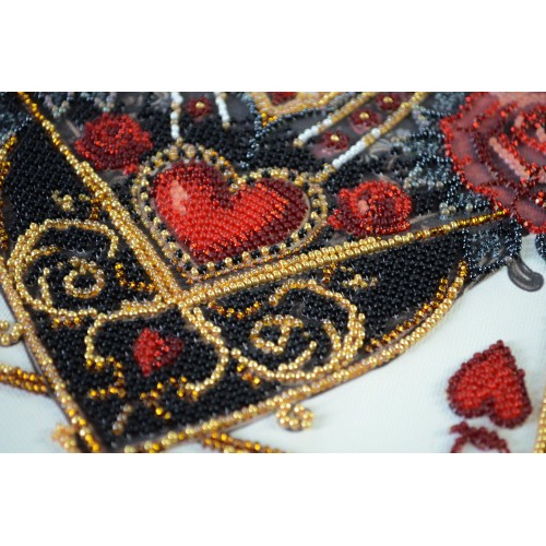 Main Bead Embroidery Kit Queen of hearts (Deco Scenes), AB-940  від Абрис Арт - купити з доставкою ✿ Найкраща ціна від виробника ✿ Оптом та в роздріб ✿ Придбати Big size DIY kits for embroidery with beads