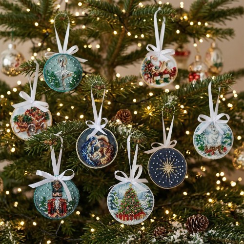 Decoration By the Christmas Tree (Winter tale), ABT-062  від Абрис Арт - купити з доставкою ✿ Найкраща ціна від виробника ✿ Оптом та в роздріб ✿ Придбати Kits for embroidery with beads on canvas - Christmas and New Year toys and decorations