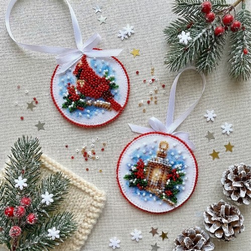 Decoration Christmas Singing (Winter tale), ABT-065  від Абрис Арт - купити з доставкою ✿ Найкраща ціна від виробника ✿ Оптом та в роздріб ✿ Придбати Kits for embroidery with beads on canvas - Christmas and New Year toys and decorations