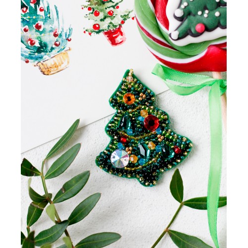 Набір для вишивання бісером прикраси на натуральному художньому холсті "Новорічна ялинка" Набір для вишивання бісером прикраси на натуральному художньому холсті "Новорічна ялинка"