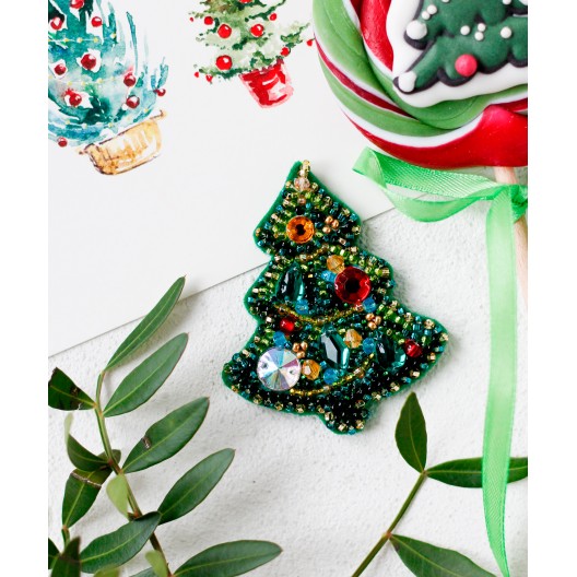 Набір для вишивання бісером прикраси на натуральному художньому холсті "Новорічна ялинка" Набір для вишивання бісером прикраси на натуральному художньому холсті "Новорічна ялинка"