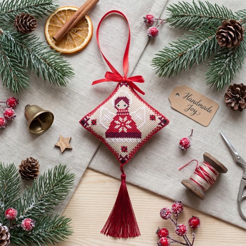 Cross-stitch kits three-dimensional decoration Festive little angel (Winter tale), AHT-007  від Абрис Арт - купити з доставкою ✿ Найкраща ціна від виробника ✿ Оптом та в роздріб ✿ Придбати Cross stitch kits to create 3D decoration