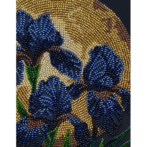 Mid-sized bead embroidery kit Dancing in golden light (Flowers) Mid-sized bead embroidery kit Dancing in golden light (Flowers)