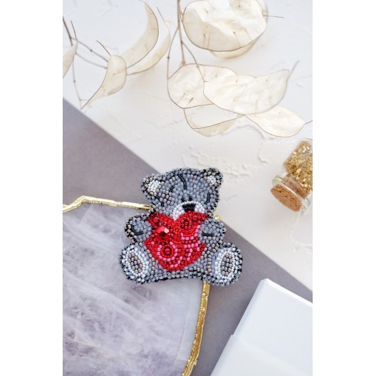 Decoration Bear in love, AD-056 by Abris Art - buy online! ✿ Fast delivery ✿ Factory price ✿ Wholesale and retail ✿ Purchase Kits for creating brooches (jewelry) with beads