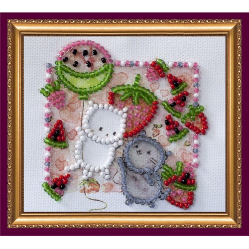 Magnets Bead embroidery kit Kittens in strawberry, AMA-144 by Abris Art - buy online! ✿ Fast delivery ✿ Factory price ✿ Wholesale and retail ✿ Purchase Kits for embroidery magnets with beads on canvas