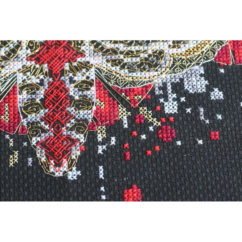 Cross Stitch Kit "Calyptra"