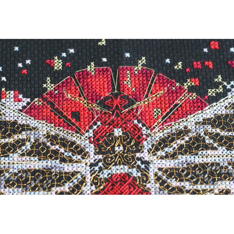 Cross Stitch Kit "Calyptra"