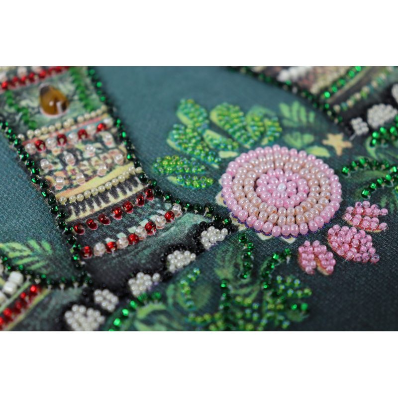 Bead Embroidery Kit on Art Canvas "Majestic wisdom"