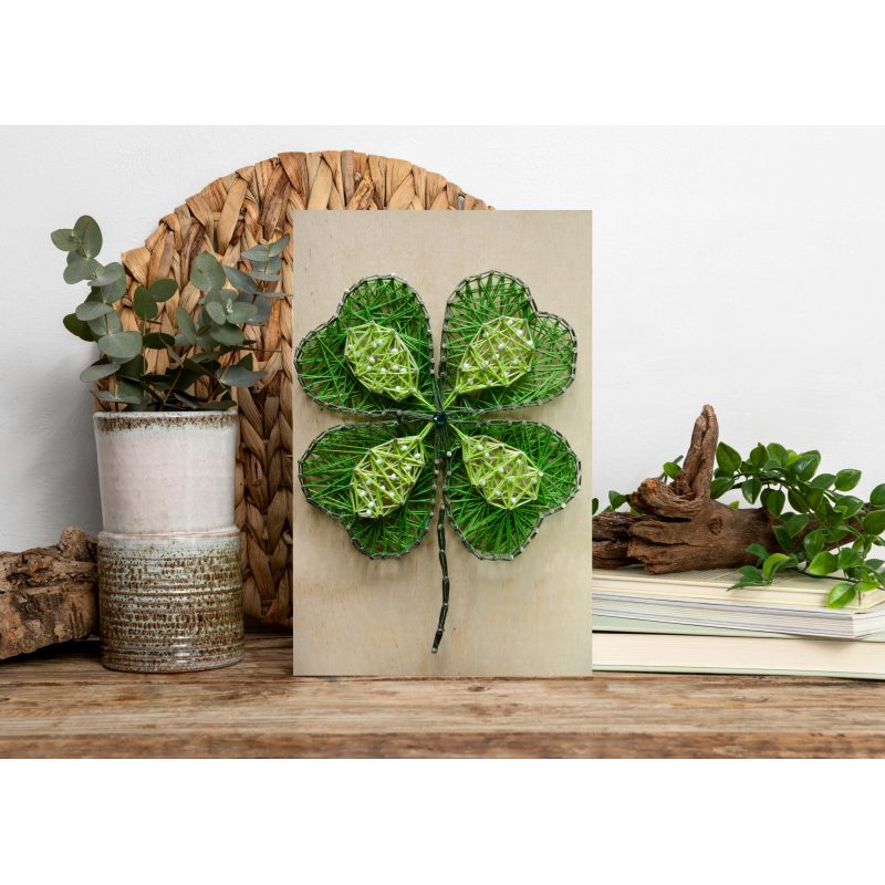 String Art Kit "The magic of the clover"