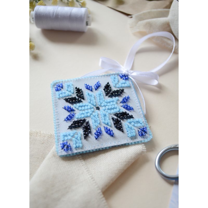Christmas Ornament Bead Embroidery Kit "Winter Vibes"