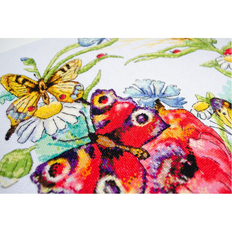 Cross Stitch Kit "Summer wreath"