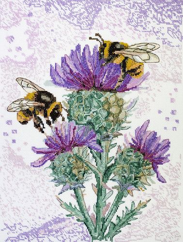 Cross Stitch Kit "Hunting for nectar"