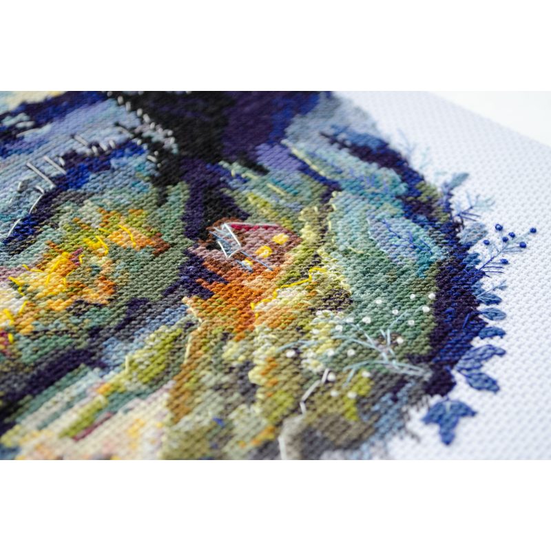 Cross Stitch Kit "On top of the world"