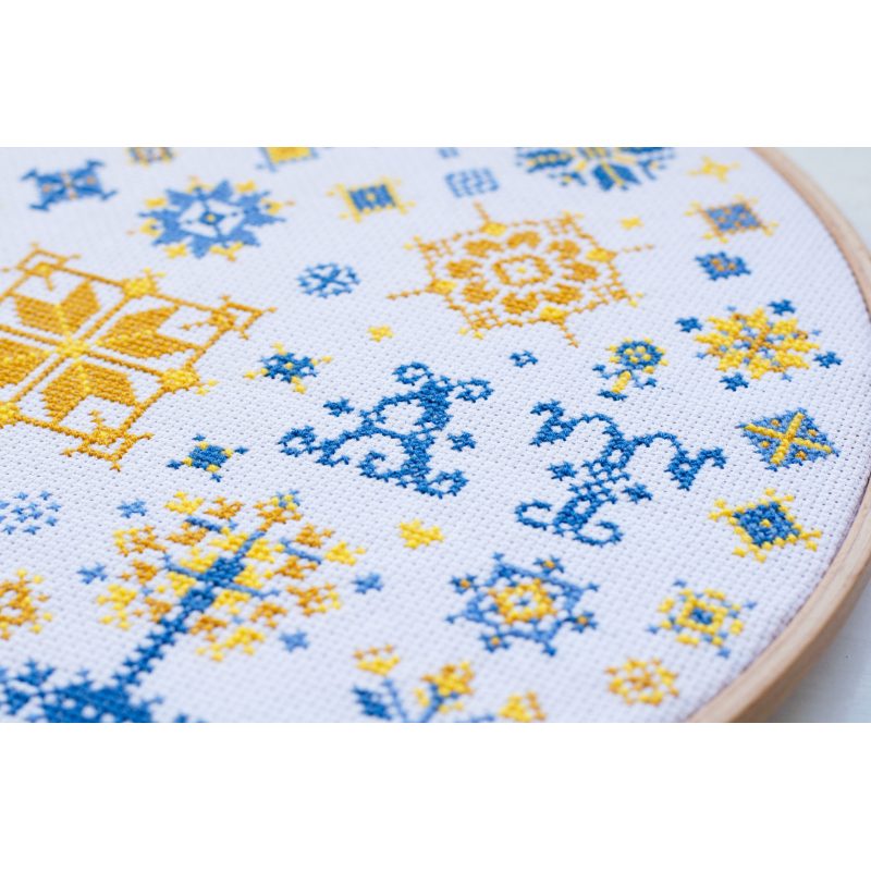 Cross Stitch Kit "Family sampler"