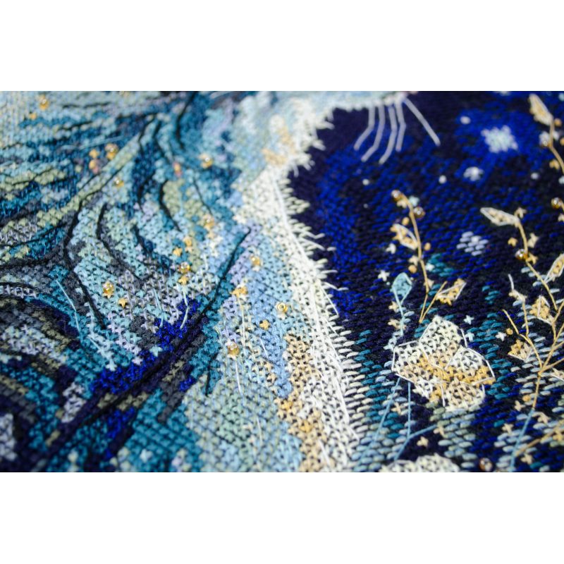 Cross Stitch Kit "Night guest"