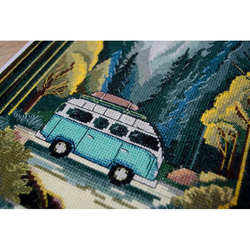 Cross Stitch Kit "Thirst for adventure"