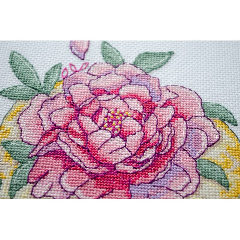 Cross Stitch Kit "Natural grace"