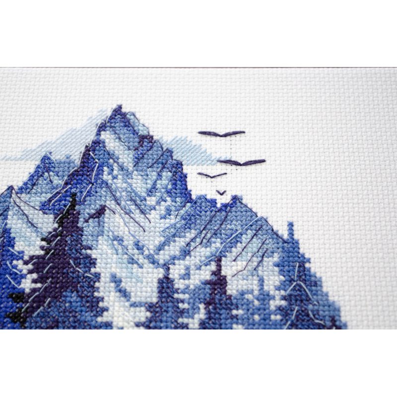 Cross Stitch Kit "Silver land"