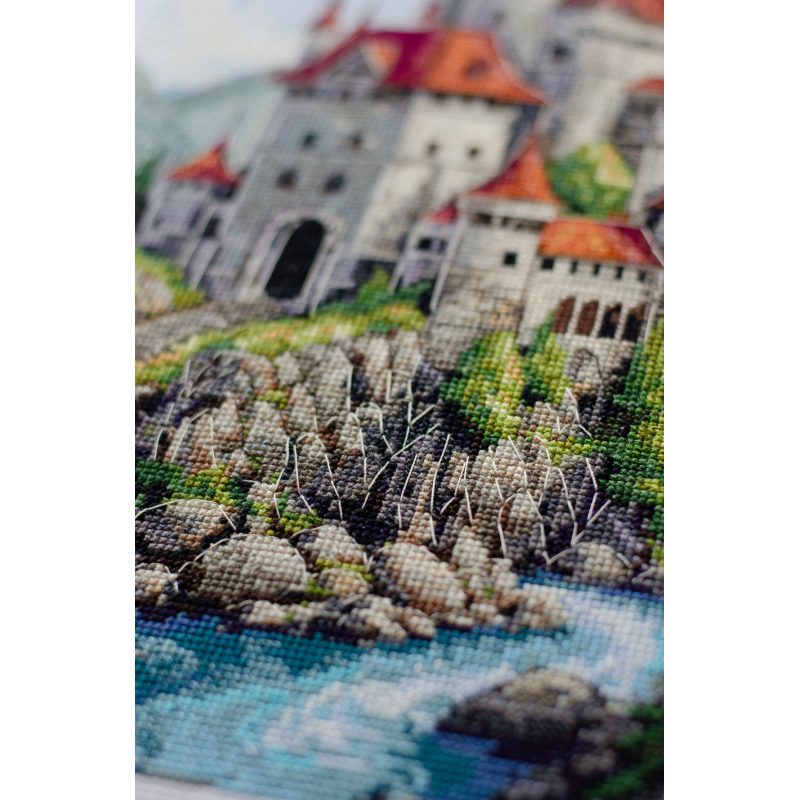 Cross Stitch Kit "Among the Clouds"