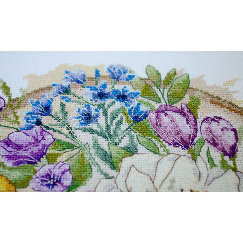 Cross Stitch Kit "A floral moment"