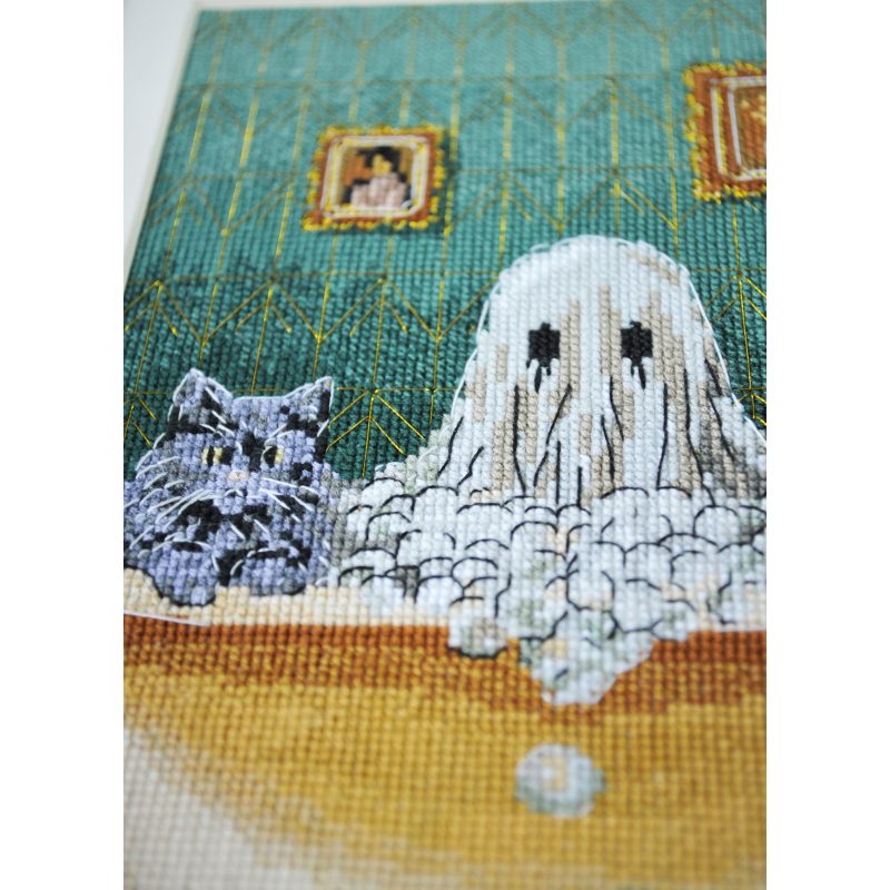 Cross Stitch Kit "Domestic ghost"