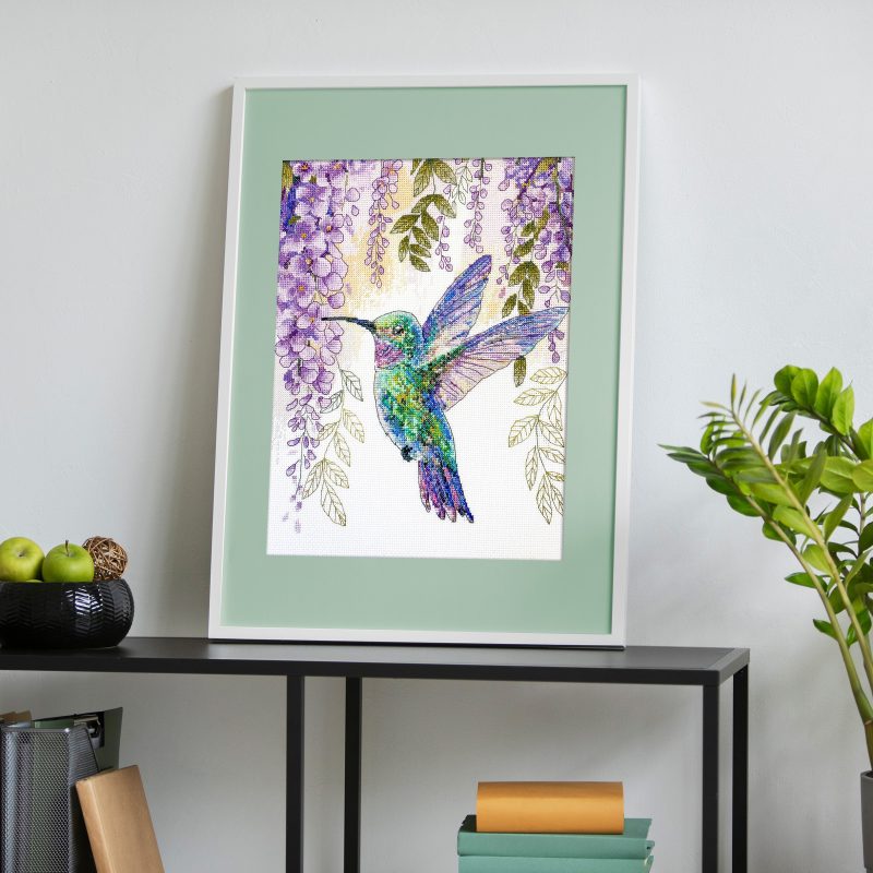 Cross Stitch Kit "The flight of the hummingbird"