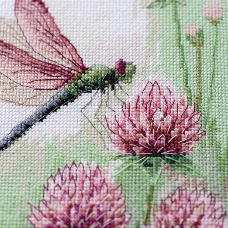Cross Stitch Kit "Sweet clover"