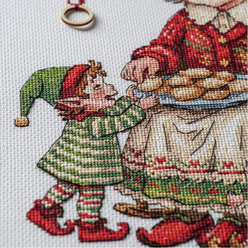 Cross Stitch Kit "A treat for the elves"