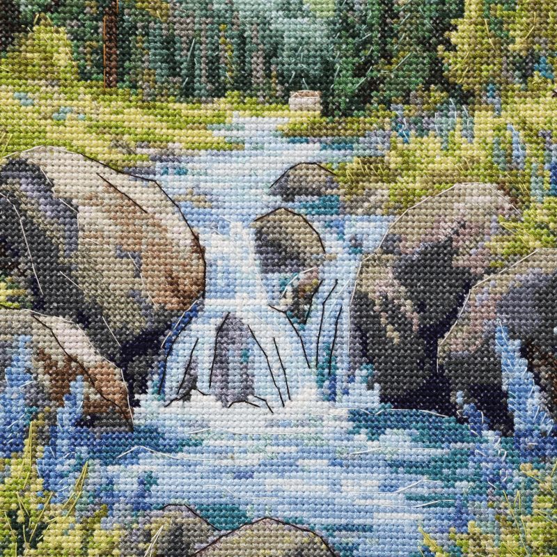 Cross Stitch Kit "Faraway mountains"