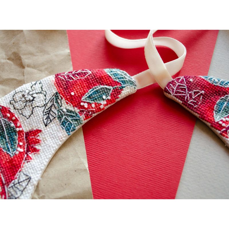 Cross Stitch Kit "Collar "Pomegranate Temptation""