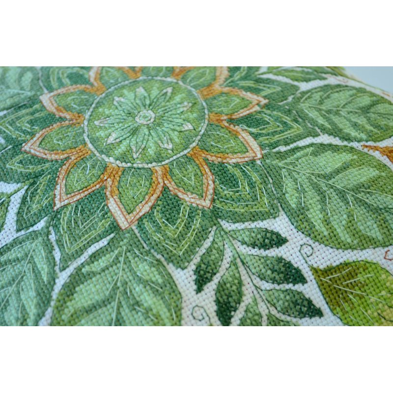 Cross Stitch Kit "Dance of the leaves"
