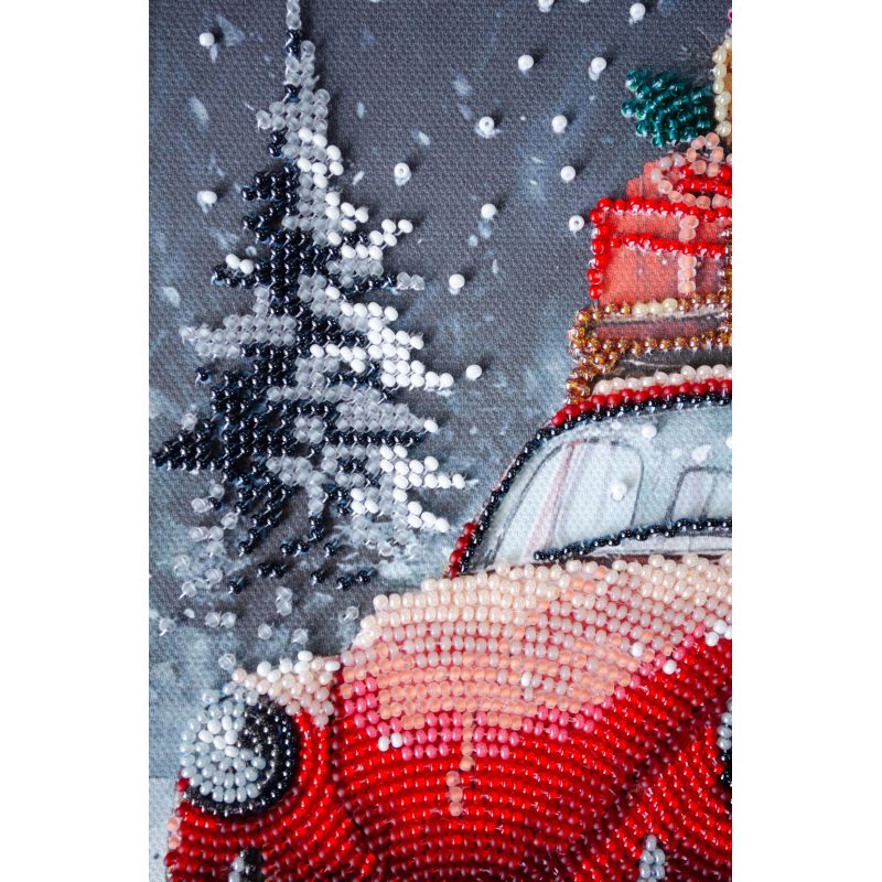 Midi Bead Embroidery Kit on Art Canvas "Holiday Delivery"