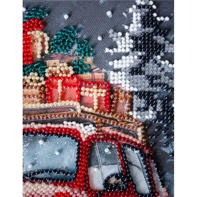 Midi Bead Embroidery Kit on Art Canvas "Holiday Delivery"