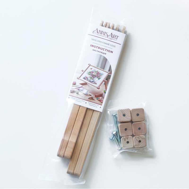 Universal legs for tapestry hoops (frame hoops)