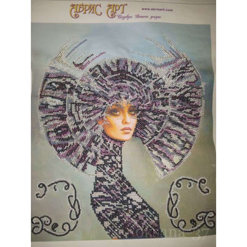 Bead Embroidery Kit on Art Canvas "Selena"