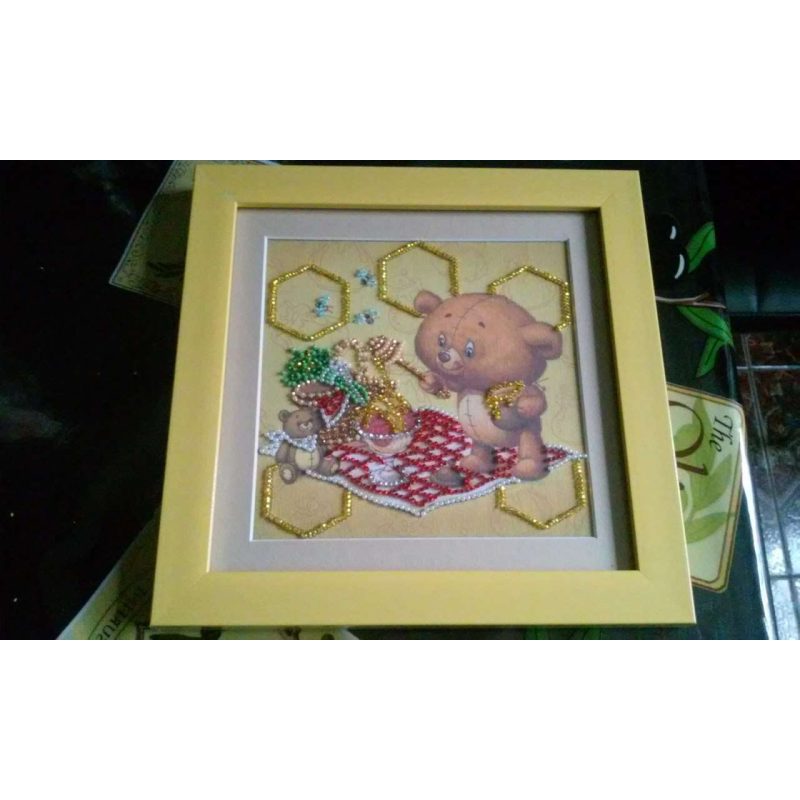 Набір-міні для вишивання бісером на художньому полотні "Ласунчик"