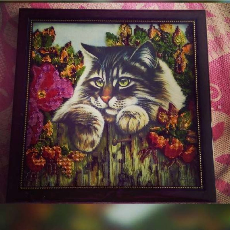 Bead Embroidery Pattern on Art Canvas "Fluffy Robber"