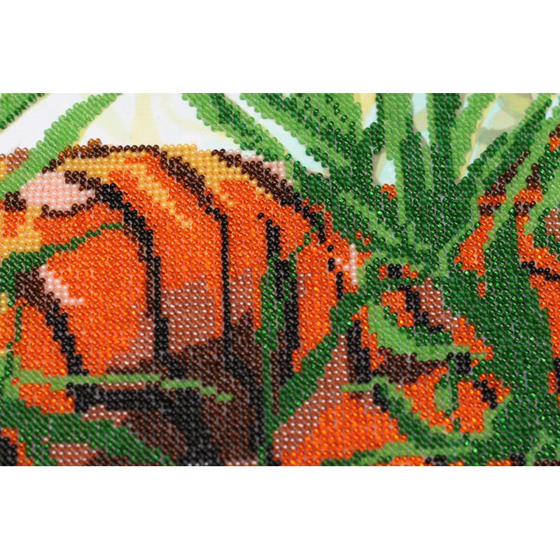 Bead Embroidery Kit on Art Canvas "Underwater hunting"
