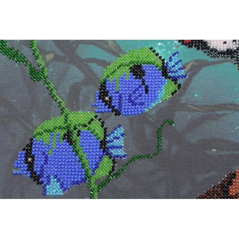 Bead Embroidery Kit on Art Canvas "Underwater hunting"