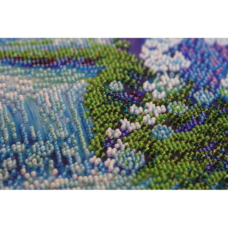 Bead Embroidery Kit on Art Canvas "Crystal spray fly"