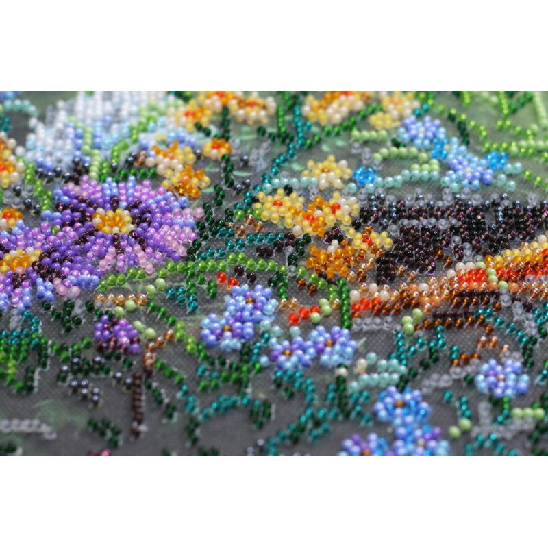 Bead Embroidery Kit on Art Canvas "In grass"
