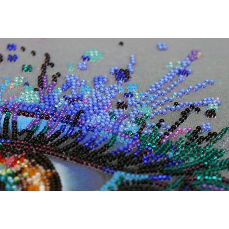 Bead Embroidery Kit on Art Canvas "Royal gaze"