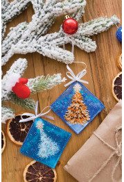 Christmas Ornament Bead Embroidery Kit "There is a Christmas tree born in a forest!"