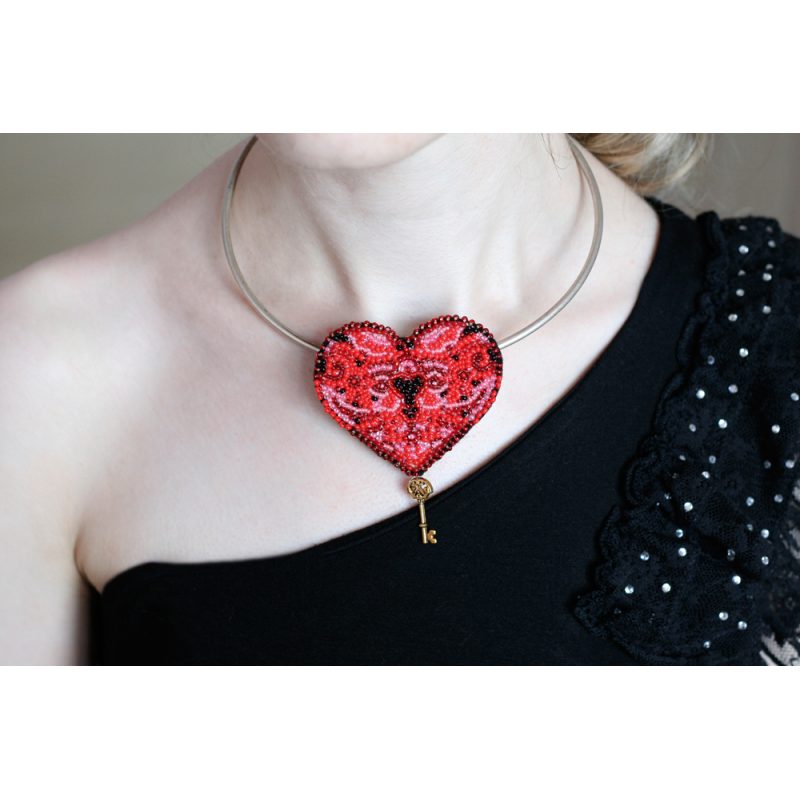 Christmas Ornament Bead Embroidery Kit "The key to the heart-1"