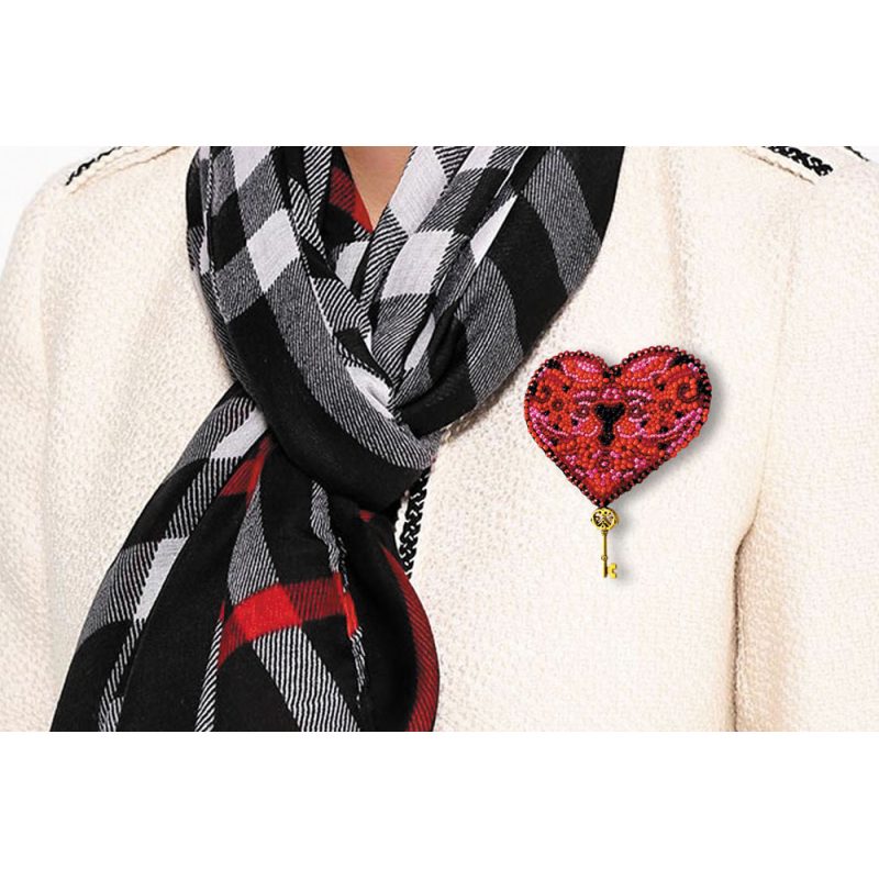 Christmas Ornament Bead Embroidery Kit "The key to the heart-1"