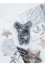 Christmas Ornament Bead Embroidery Kit "Silver Cheeks"