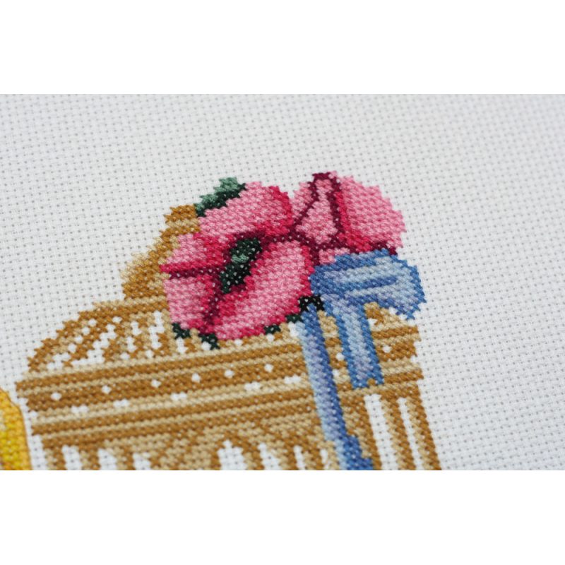 Cross Stitch Kit "Dolly"