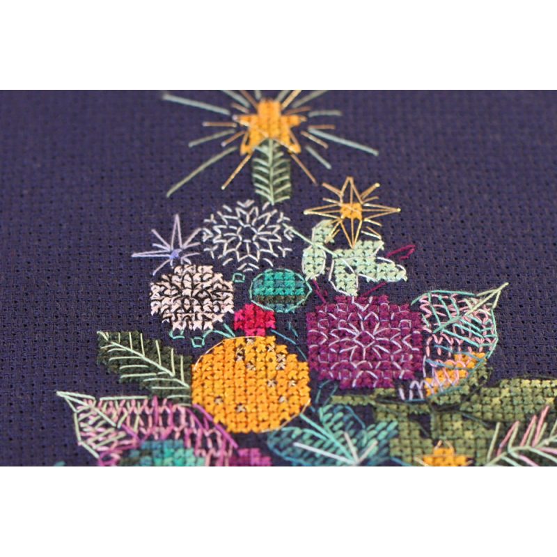 Cross Stitch Kit "Christmas tree"