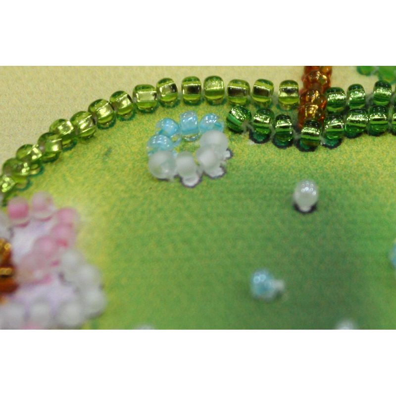 Bead Embroidery Magnet Kit "Apple"